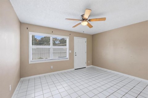 Duplex à vendre à Sarasota, Floride: 4 chambres, 111.39 m2 № 2101903 - photo 13