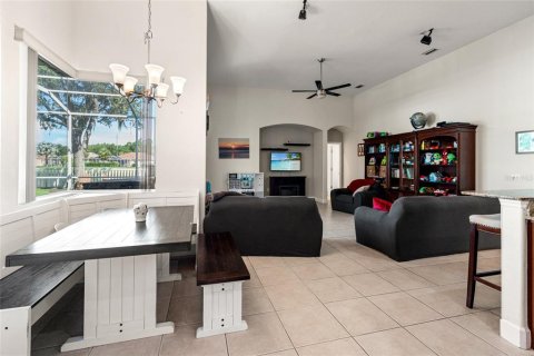 House in Tampa, Florida 5 bedrooms, 301.75 sq.m. № 1886332 - photo 21