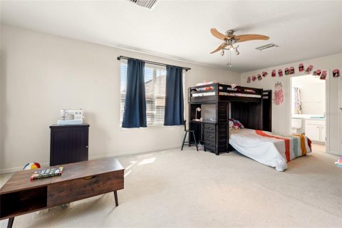 House in Tampa, Florida 5 bedrooms, 301.75 sq.m. № 1886332 - photo 5