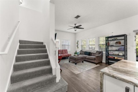 Townhouse in Kissimmee, Florida 4 bedrooms, 151.99 sq.m. № 1585654 - photo 20