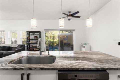 Townhouse in Kissimmee, Florida 4 bedrooms, 151.99 sq.m. № 1585654 - photo 9