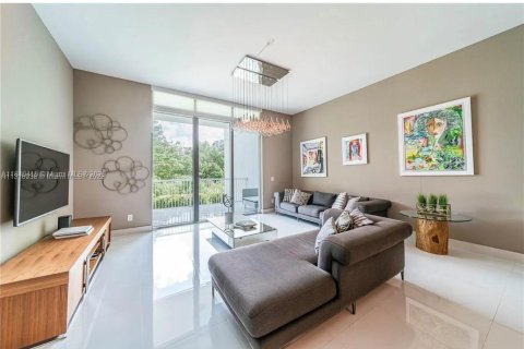 Condo in North Miami, Florida, 3 bedrooms  № 1828674 - photo 3