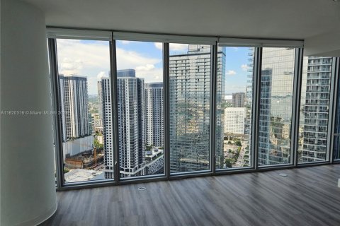 Copropriété à vendre à Miami, Floride: 2 chambres, 122.17 m2 № 1975448 - photo 1