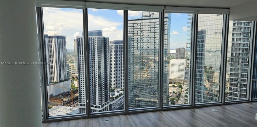 Condo à Miami, Floride, 2 chambres № 1975448