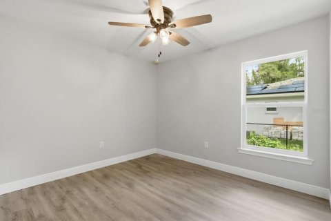 House in Dunnellon, Florida 3 bedrooms, 147.25 sq.m. № 2232124 - photo 29