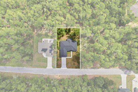 House in Dunnellon, Florida 3 bedrooms, 147.25 sq.m. № 2232124 - photo 6