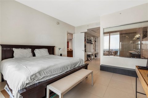 Copropriété à louer à Miami, Floride: 2 chambres, 139.35 m2 № 1874955 - photo 11