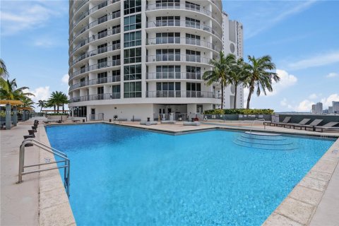 Condominio en venta en Miami, Florida, 2 dormitorios, 97.36 m2 № 1933780 - foto 22