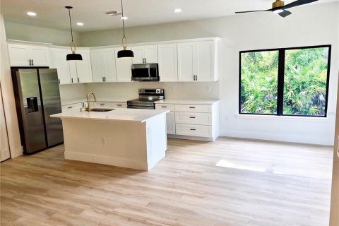 Casa en venta en Rotonda, Florida, 3 dormitorios, 152.36 m2 № 2097195 - foto 5