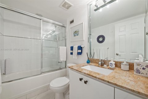 Condominio en venta en Hollywood, Florida, 2 dormitorios, 116.96 m2 № 2000391 - foto 21