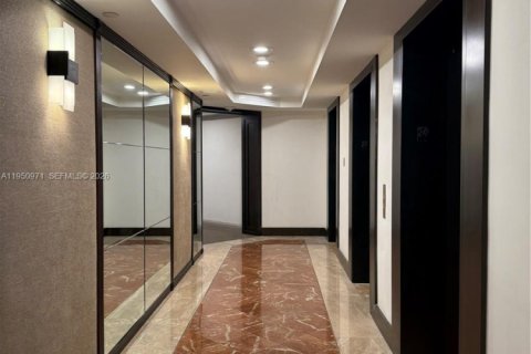 Condominio en venta en Aventura, Florida, 3 dormitorios, 197.88 m2 № 2006542 - foto 25