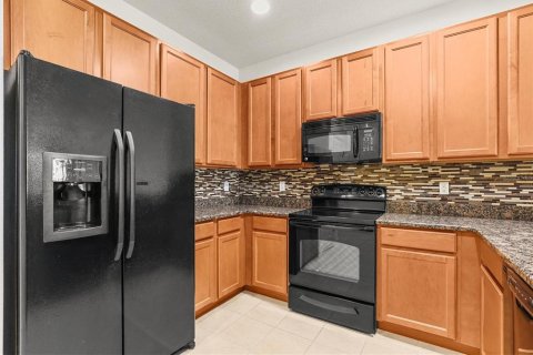 House in Holiday, Florida 3 bedrooms, 161.65 sq.m. № 2145165 - photo 15