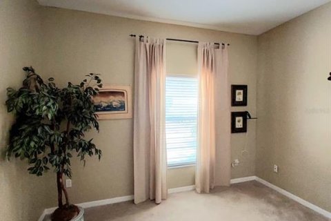Villa ou maison à louer à Ocala, Floride: 5 chambres, 208.01 m2 № 2212060 - photo 8