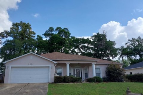 House in Ocala, Florida 5 bedrooms, 208.01 sq.m. № 2212060