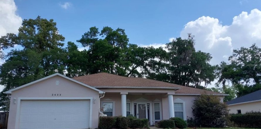 Villa ou maison à Ocala, Floride 5 chambres, 208.01 m2 № 2212060
