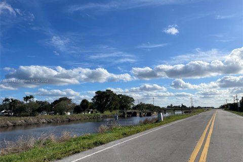 Купить коммерческую недвижимость в Палм-Бич, Флорида № 1984835 - фото 12