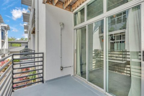 Condo in Tampa, Florida, 2 bedrooms  № 1634574 - photo 16