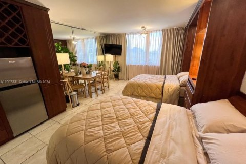 Снять в аренду кондоминиум в Санни-Айлс-Бич, Флорида 33.44м2, № 1957449 - фото 13