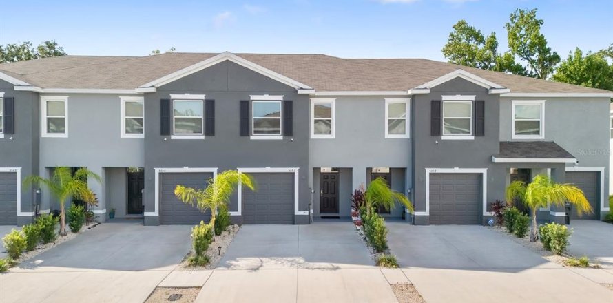 Touwnhouse à Wimauma, Floride 3 chambres, 155.43 m2 № 2226272