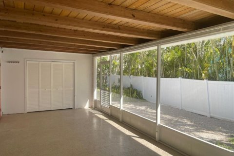 Apartment in Bradenton Beach, Florida 2 bedrooms, 122.63 sq.m. № 1807242 - photo 9