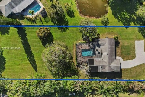 Купить виллу или дом в Дейви, Флорида 4 спальни, 217.95м2, № 2046684 - фото 2