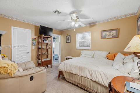 Купить виллу или дом в Дейви, Флорида 4 спальни, 217.95м2, № 2046684 - фото 10