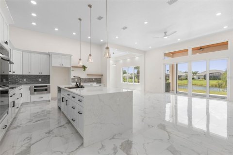 Villa ou maison à vendre à Palm Coast, Floride: 4 chambres, 262.82 m2 № 2318917 - photo 4