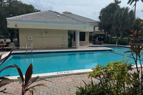 Condo in Fort Lauderdale, Florida, 1 bedroom  № 2086625 - photo 3