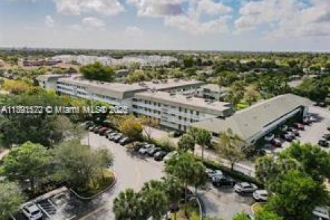 Condominio en alquiler en Plantation, Florida, 1 dormitorio, 40.69 m2 № 1944765 - foto 16