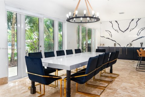 Villa ou maison à louer à Dania Beach, Floride: 7 chambres, 432 m2 № 1951233 - photo 17