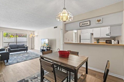 Condominio en venta en Sarasota, Florida, 2 dormitorios, 89.56 m2 № 2201361 - foto 3