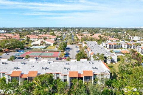 Condominio en venta en Sarasota, Florida, 2 dormitorios, 89.56 m2 № 2201361 - foto 16