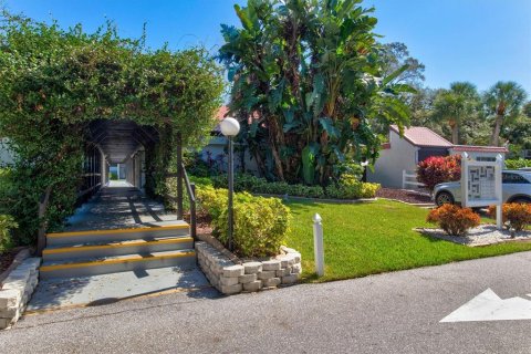Condominio en venta en Sarasota, Florida, 2 dormitorios, 89.56 m2 № 2201361 - foto 21