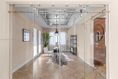 House in Parkland, Florida 5 bedrooms, 397.06 sq.m. № 1986407 - photo 16