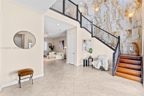 House in Parkland, Florida 5 bedrooms, 397.06 sq.m. № 1986407 - photo 12