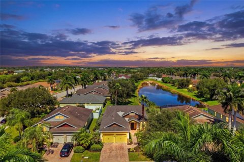 Villa ou maison à vendre à Sarasota, Floride: 3 chambres, 138.24 m2 № 2398485 - photo 7