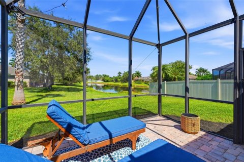 Villa ou maison à vendre à Sarasota, Floride: 3 chambres, 138.24 m2 № 2398485 - photo 3