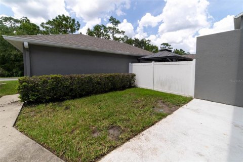Townhouse in Orlando, Florida 3 bedrooms, 125.42 sq.m. № 2383443 - photo 19