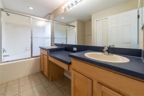 Townhouse in Orlando, Florida 3 bedrooms, 125.42 sq.m. № 2383443 - photo 16