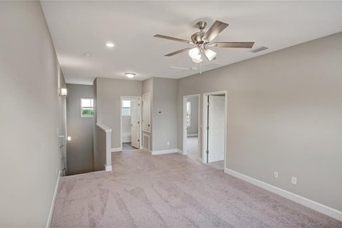 Townhouse in Groveland, Florida 3 bedrooms, 170.01 sq.m. № 1762320 - photo 19