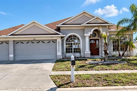 Casa en Spring Hill, Florida 4 dormitorios, 202.81 m2 № 2364271