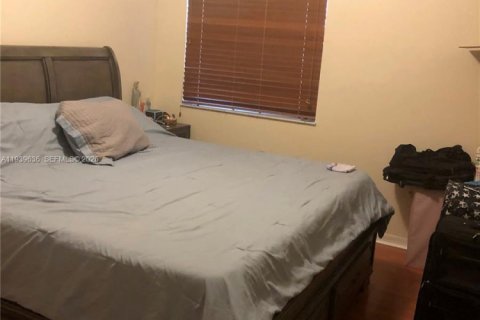 Condo in Doral, Florida, 3 bedrooms  № 1997942 - photo 19