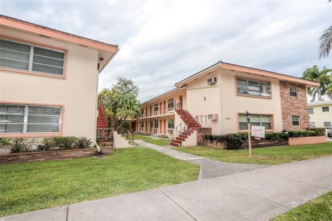 Appartement à louer à Coral Gables, Floride: 1 chambre, 64.1 m2 № 2056922 - photo 30