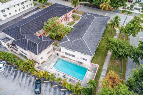 Appartement à louer à Coral Gables, Floride: 1 chambre, 64.1 m2 № 2056922 - photo 25