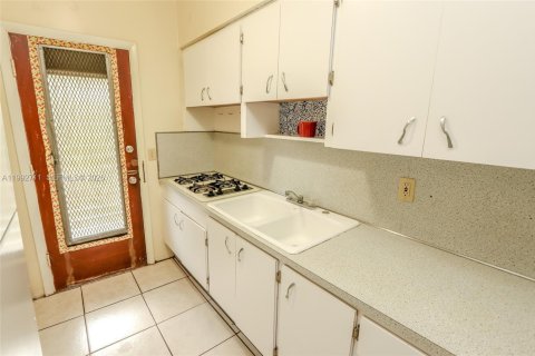 Appartement à louer à Coral Gables, Floride: 1 chambre, 64.1 m2 № 2056922 - photo 11