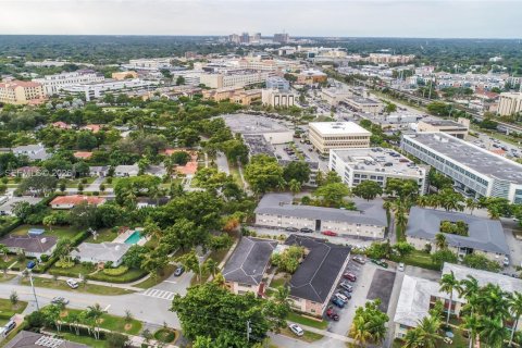 Appartement à louer à Coral Gables, Floride: 1 chambre, 64.1 m2 № 2056922 - photo 21
