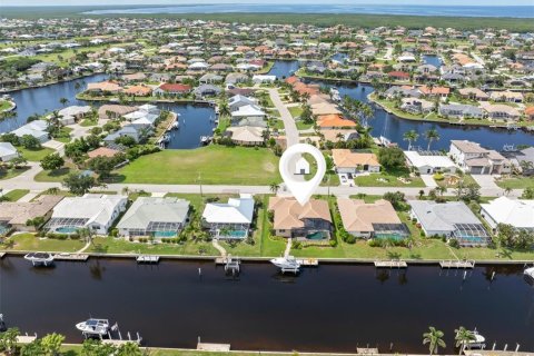 Casa en venta en Punta Gorda, Florida, 3 dormitorios, 216.83 m2 № 1832703 - foto 2