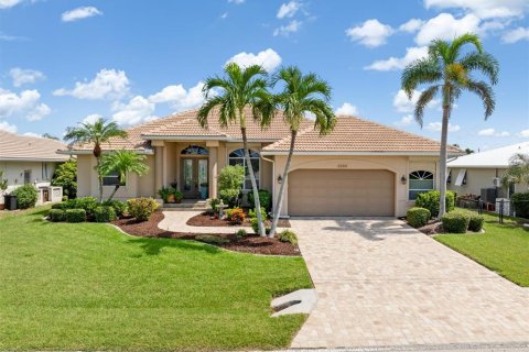 Casa en venta en Punta Gorda, Florida, 3 dormitorios, 216.83 m2 № 1832703 - foto 1