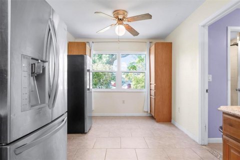Casa en venta en Sarasota, Florida, 4 dormitorios, 179.95 m2 № 1876302 - foto 17
