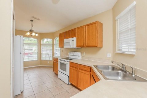 Casa en alquiler en Orlando, Florida, 4 dormitorios, 128.02 m2 № 1893717 - foto 7